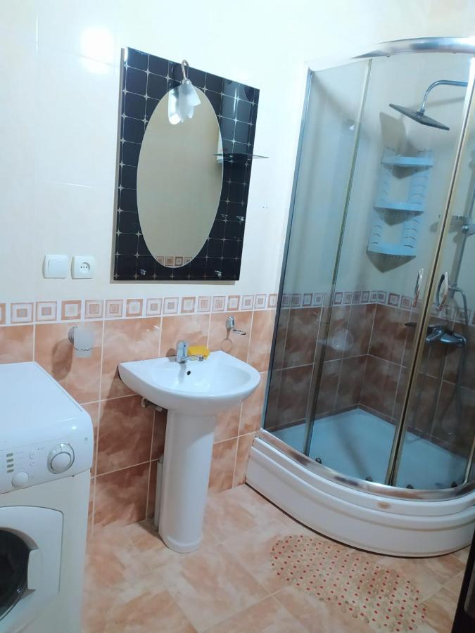 Apartment On 26 May Str Batumi Kültér fotó